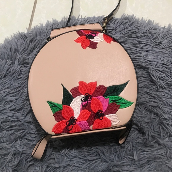 Cute Floral Bag - Picture 2 of 6